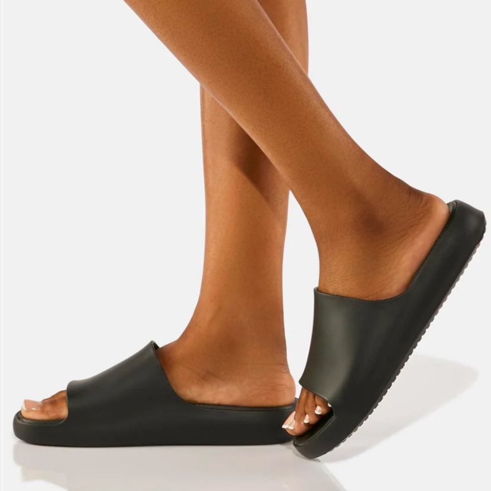 NEW Melissa Shoes Cloud Slides 9 Black Jelly Sandals Slide Jellies Dolls Kill